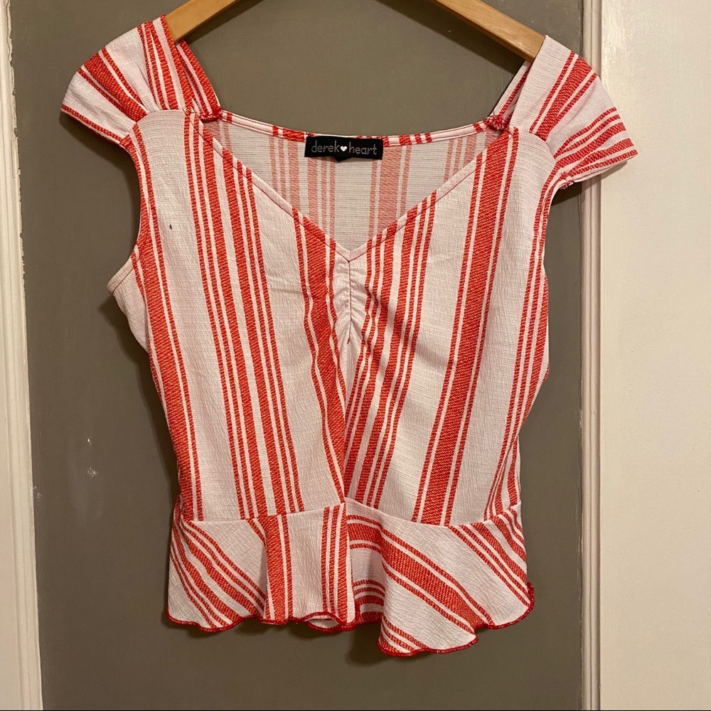 Derek Heart crop top